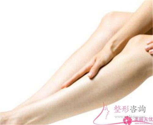 選擇冰點<a href=http://www.sbs17.com/listinfo-670-0.html target=_blank class=infotextkey>脫毛</a>（Freezing point unhairing）手術對于皮膚顏色深的人適不適合