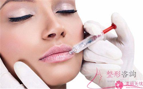 注射<a href=http://www.sbs17.com/listinfo-731-0.html target=_blank class=infotextkey>玻尿酸</a>豐唇（Hyaluronic acid enriches lips）到最后5877元夠不夠