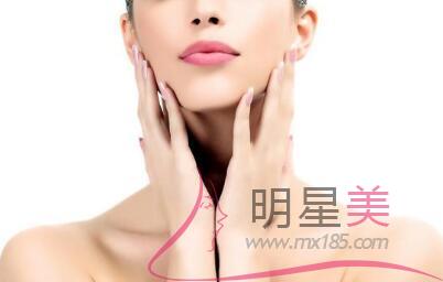 臉上一個(gè)地方反復(fù)長(zhǎng)痘痘怎么回事