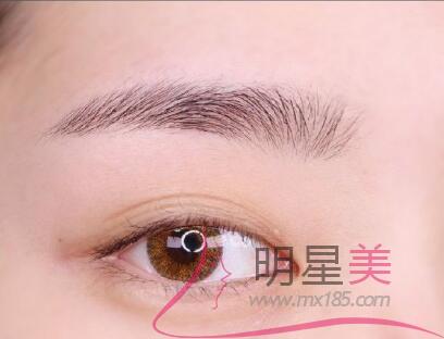自己畫(huà)眉毛還是紋個(gè)眉毛？了解你的臉部特征比較重要