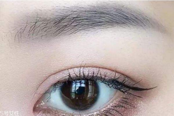激光<a href=http://www.sbs17.com/listinfo-658-0.html target=_blank class=infotextkey>洗眉</a>毛會不會出血 選對儀器不會出血