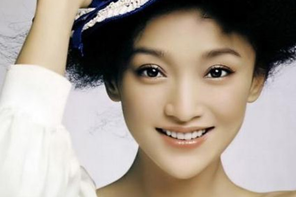 埋線和壓<a href=http://www.sbs17.com/listinfo-724-0.html target=_blank class=infotextkey>雙眼皮</a>的主要差別在哪 壓<a href=http://www.sbs17.com/listinfo-724-0.html target=_blank class=infotextkey>雙眼皮</a>的特點