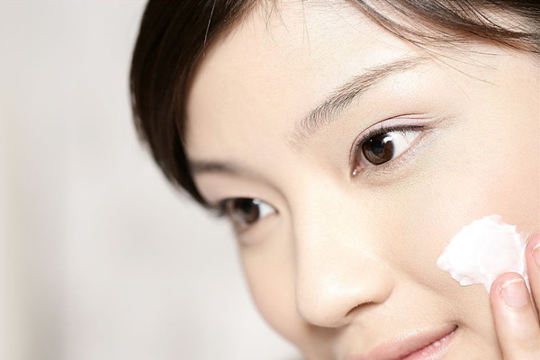 激光<a href=http://www.sbs17.com/listinfo-770-0.html target=_blank class=infotextkey>嫩膚</a>的效果好嗎 激光<a href=http://www.sbs17.com/listinfo-770-0.html target=_blank class=infotextkey>嫩膚</a>安全嗎