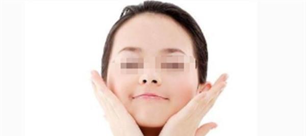 重慶哪家醫(yī)院<a href=http://www.sbs17.com/listinfo-730-0.html target=_blank class=infotextkey>黑臉娃娃</a>好？