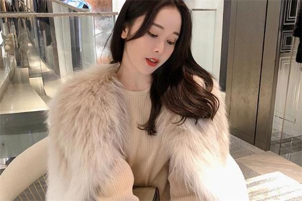 做完<a href=http://www.sbs17.com/listinfo-768-0.html target=_blank class=infotextkey>微針</a>為什么會(huì)爆痘 <a href=http://www.sbs17.com/listinfo-768-0.html target=_blank class=infotextkey>微針</a>做完長痘痘原因