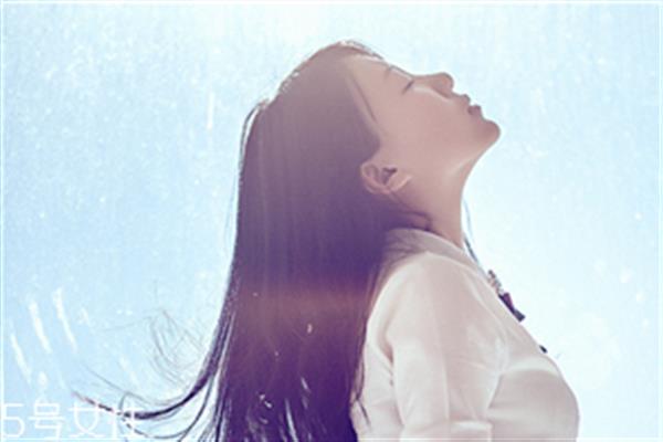 超聲波機(jī)器對(duì)懷孕有影響嗎 做<a href=http://www.sbs17.com/listinfo-611-0.html target=_blank class=infotextkey>超聲刀</a>的風(fēng)險(xiǎn)性