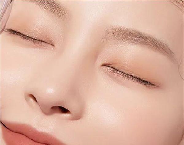染發(fā)膏可以漂眉毛嗎 為什么染發(fā)膏不能染眉毛