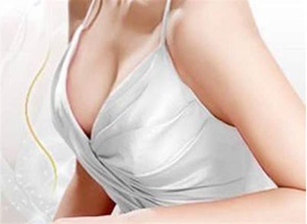 <a href=http://www.sbs17.com/listinfo-618-0.html target=_blank class=infotextkey>隆胸</a>修復手術(shù)要多少錢