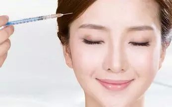 透明質(zhì)酸<a href=http://www.sbs17.com/listinfo-630-0.html target=_blank class=infotextkey>豐太陽穴</a>要打幾次