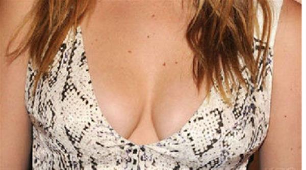 胸部乳腺增生做假體<a href=http://www.sbs17.com/listinfo-618-0.html target=_blank class=infotextkey>隆胸</a>可以嗎