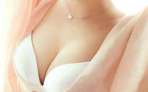 自體<a href=http://www.sbs17.com/listinfo-618-0.html target=_blank class=infotextkey>隆胸</a>手術(shù)大概需要多少錢