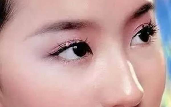 <a href=http://www.sbs17.com/listinfo-614-0.html target=_blank class=infotextkey>除皺</a>魚尾紋的副作用有哪些