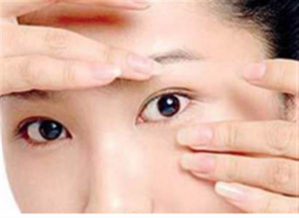 內(nèi)路<a href=http://www.sbs17.com/listinfo-708-0.html target=_blank class=infotextkey>去眼袋</a>多少錢(qián)