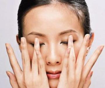 全切<a href=http://www.sbs17.com/listinfo-724-0.html target=_blank class=infotextkey>雙眼皮</a>整形多久能夠用洗面奶？