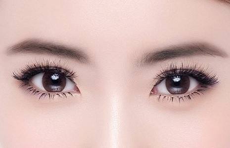 不<a href=http://www.sbs17.com/listinfo-711-0.html target=_blank class=infotextkey>開眼角</a>只割<a href=http://www.sbs17.com/listinfo-724-0.html target=_blank class=infotextkey>雙眼皮</a>怎么做