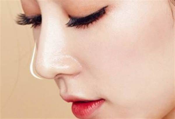 透明質(zhì)酸<a href=http://www.sbs17.com/listinfo-737-0.html target=_blank class=infotextkey>隆鼻</a>后有哪些注意事項(xiàng)
